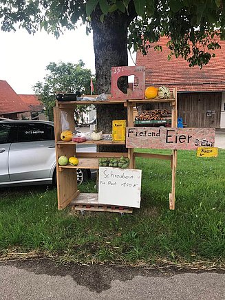 A "sales stall" in the area around Wildenstein 