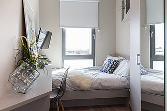 Kollektivierter Luxus für Mini-Zimmer mit WG Konzept in London, Einblick ins Schlafzimmer